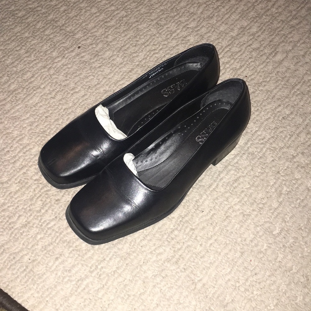 Black Shoes ( Bass )